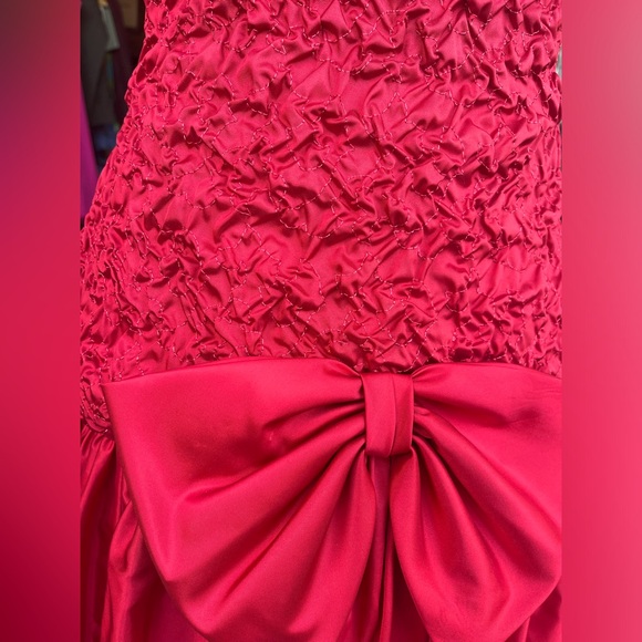 VTG 80s Prom Dress Red Layered Ruffled Size 5/6 with drop waist - Picture 7 of 10